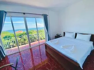 REACHBUT SESSOR HOTEl - 白马市