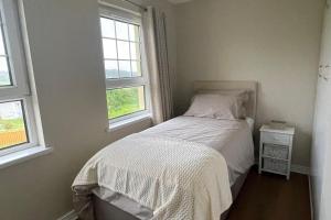 4Bedroom House-Letterkenny-PrivateGarden-Sleeps 7