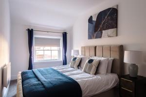 The Old Embassy by Guestz