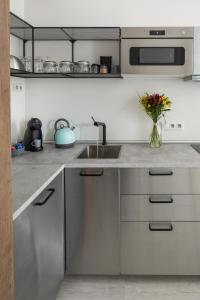 Ocean Breeze Apartment