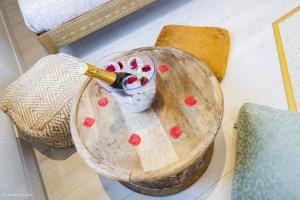 Appartements Le Nid d'Eliyah, suites avec jacuzzi 15min Disneyland Paris : photos des chambres