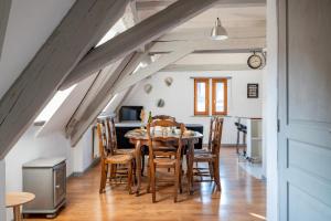 Sejours chez l'habitant Duplex Spacieux et Moderne Au coeur de l Alsace : photos des chambres