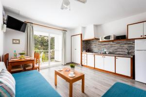 Apartamentos Alta Galdana Playa by Escape Home