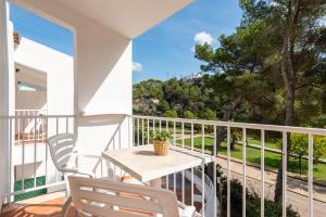 Apartamentos Alta Galdana Playa by Escape Home