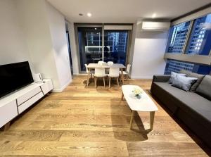 ReadySet Apartments on Rose Lane