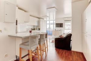 La perle de sully - mante la jolie