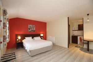 Hotels Hotel de l'Abbaye des Premontres : photos des chambres