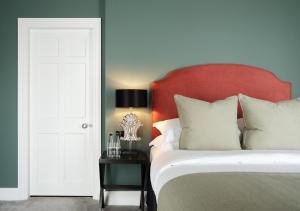 Deluxe Room room in Montagu Place Hotel
