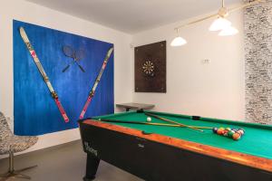 Villa Lounge Kapelana with Private Pool, Basketball, Volleyball & Football