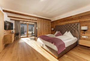 Junior Suite with Balcony room in Naturhotel Edelweiss Wagrain