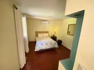 Hotel y Restaurante Ocean Corner - Izalco