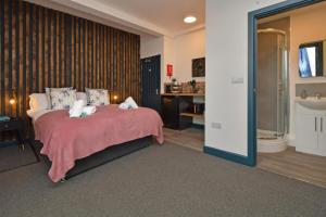 Stay at Shobnall Road Rooms and Studios Burton