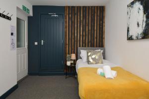 Stay at Shobnall Road Rooms and Studios Burton