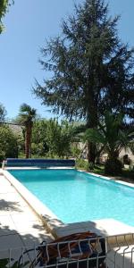 Maisons de vacances Gite de 6 a 14 pers avec Piscine-Jacuzzi- Salle des fetes : photos des chambres