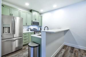 Luxurious Gateway to Alaska Wonders A308