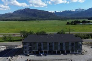 Luxurious Gateway to Alaska Wonders A308