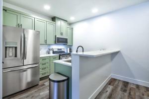 Luxury view, convenient place 304