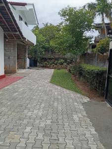 Sunrise villa kathaluwa