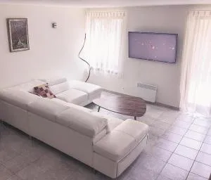 Elegant apartment in Florenville, 90 m² with garden - Villers-devant-Orval