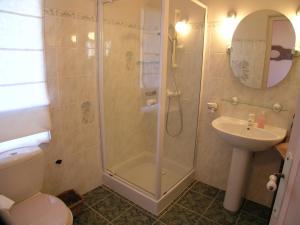 Villas Quietly located historical Chateau in the Dordogne : photos des chambres