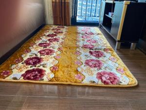 Family Oasis Makati 2 bedroom 1 kiddo room 300 mbps Fast Net