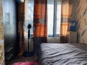 Family Oasis Makati 2 bedroom 1 kiddo room 300 mbps Fast Net