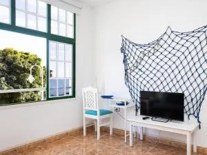 Live Arico Lapa cerca de la playa - La Listada