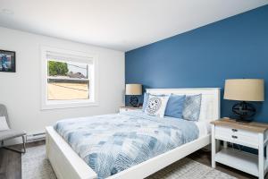 "Hike" at Hills Meaford, Pet Friendly, 2BD Suite
