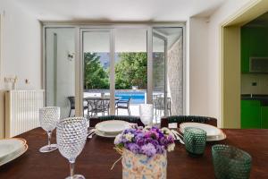 Villa Hedonia with heated pool, Diklo