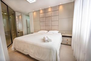 Cobertura com vista panorâmica da Praia da Vila