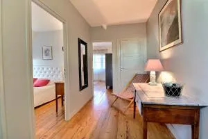 Maison bord de mer et centre Feart - Дінар