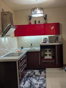 2-кім Новобудова, центр, провулок Лапушкіна , 9