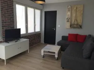 gite 1 brin d'ailleurs à 3 kms du Puy du Fo u pour 4 à 6 personnes - Saint-Mars-la-Réorthe