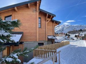 Chalet la petite ourse 110 m2 plein centre - Ubytování bez kategorie ve městě Villarembert
