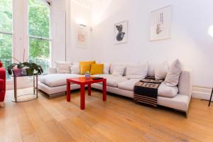 Unique Bright Apartment with Private Balcony