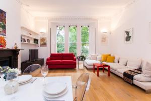 Unique Bright Apartment with Private Balcony