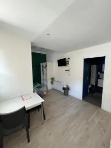 Aux Thermes - Millonfosse