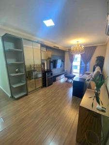 Apartamento completo na rua 276