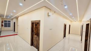 Ojas Royale - Banquet and Hotel