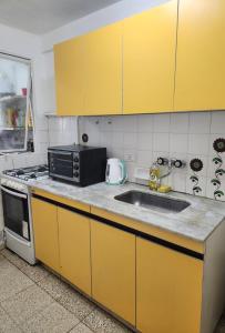 Departamento de dos dormitorios by depptö