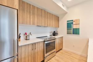 Gorgeous Apt with Kitchen-IDL-350