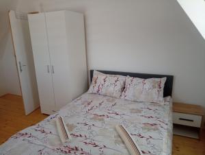 Čardak na padini Zlatibora