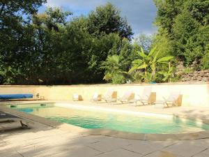 Maisons de vacances La Calade : Maison 2 Chambres
