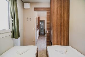 Premium Mobile Homes with Thermal Riviera Tickets