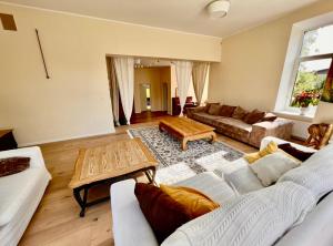 Wonderful 8 Bedroom Home near Vilnius