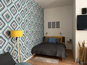 CenterPoint R7 Apartment