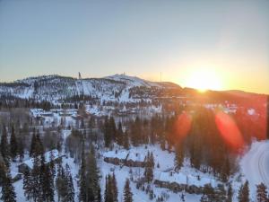 Villa Talvikolo - Spacious 2BR Cabin in Ruka with Private Sauna