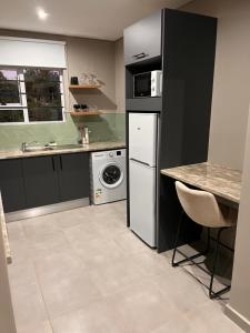 Lanina Exec Studio Apartment