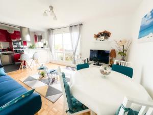 - Le COSY GARDEN - Proche RER A et E - Paris Disney - Parking et WIFI Gratuit ! Family SPECIAL OFFER