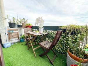 Appartements - Le COSY GARDEN - Proche RER A et E - Paris Disney - Parking et WIFI Gratuit ! Family SPECIAL OFFER : photos des chambres